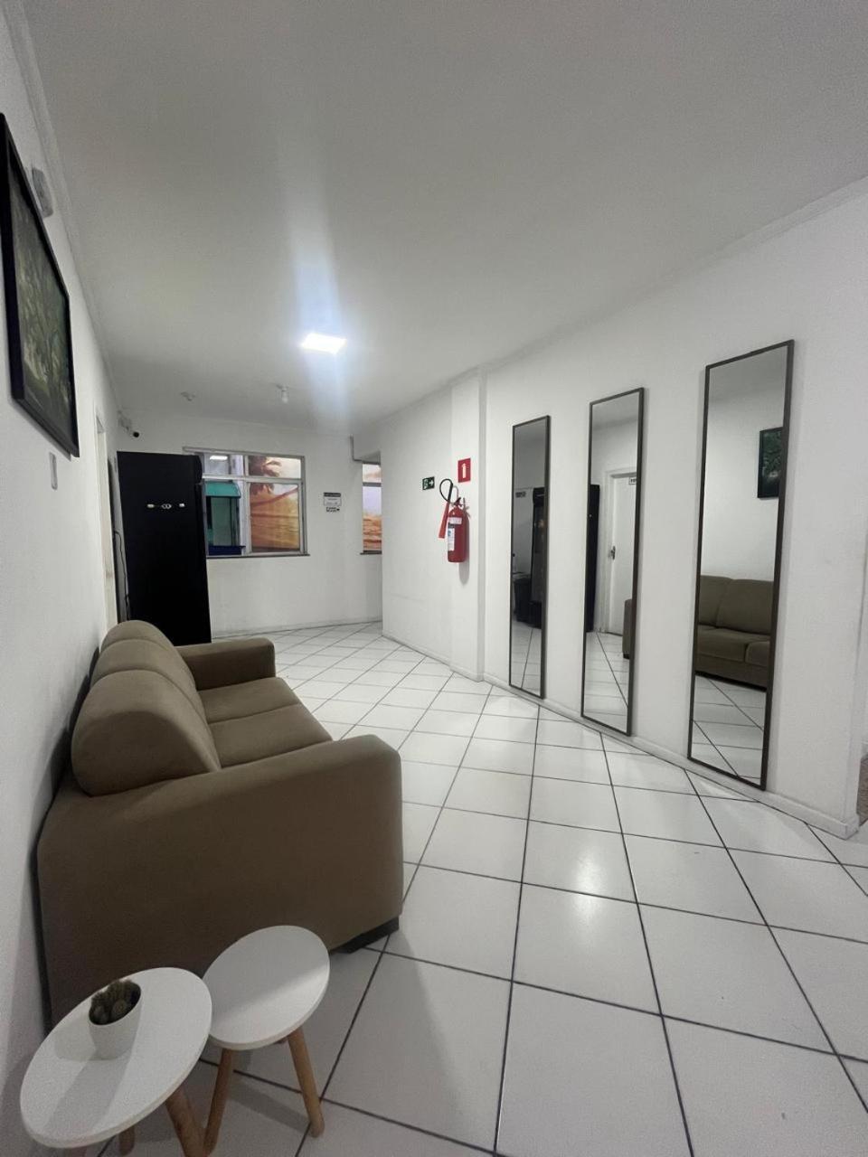 Hotel Aconchegante Жекие Экстерьер фото